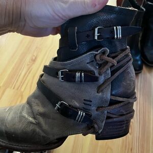Freebird by Steven grey brown Crue moto boots